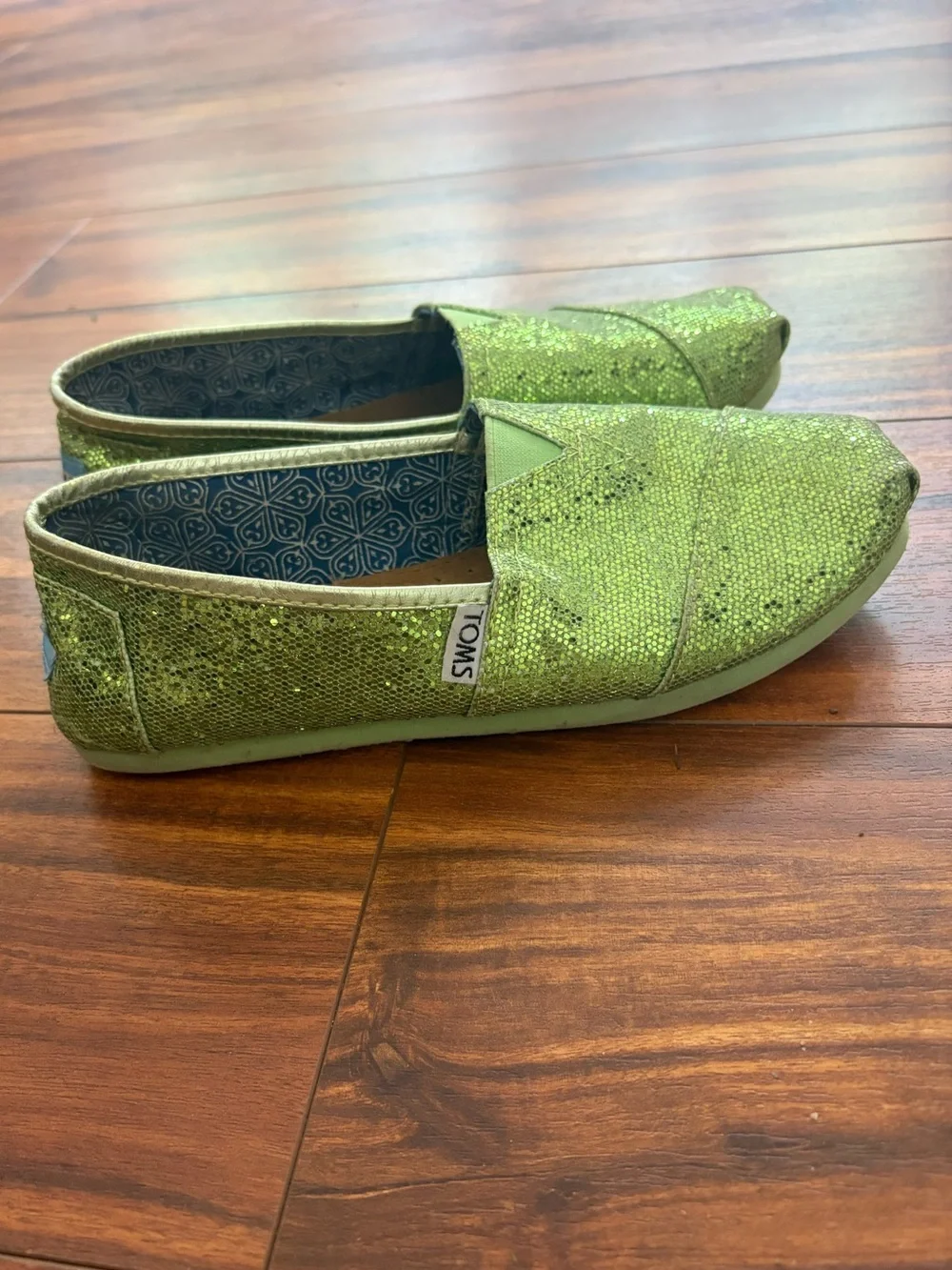 TOMS Kids Green Sparkle Slip-On Shoes Youth 3.5 Tinkerbell